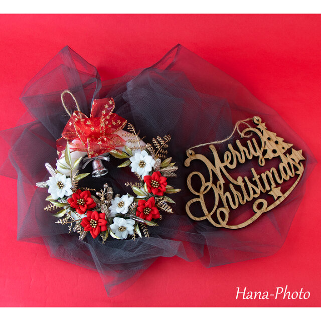 商品名【紗蘭】あいみょん❤ポインセチアのクリスマスフラワーリース 1点限り＞赤と白のポインセチアのクリスマスリース B リース台