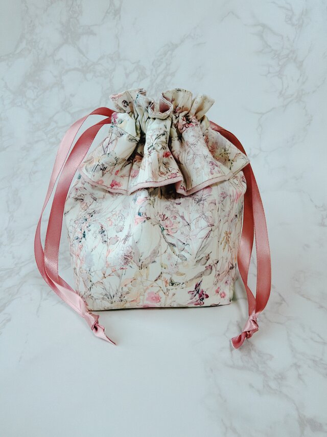リバティ Wildflowers【オフホワイト＆ピンク】フリル巾着ポーチ