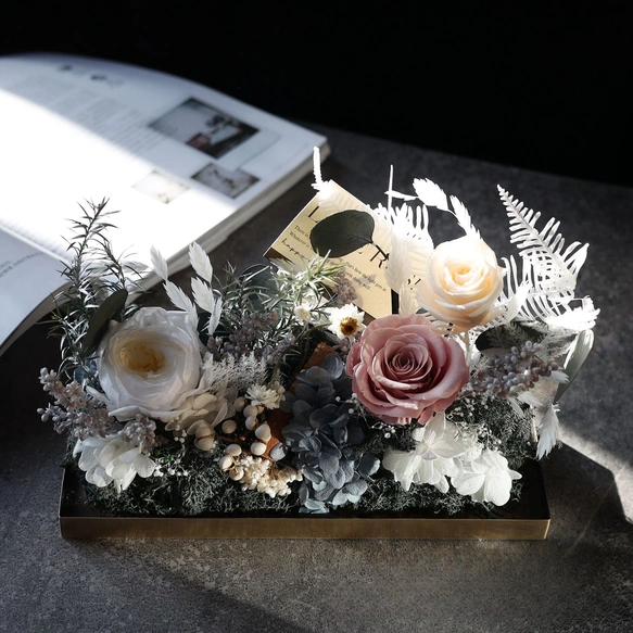 HANDMADE プリザーブドフラワーアレンジメント 花瓶 薔薇 結婚祝い Creema限定】香水瓶のアレンジメント 母の日 開店祝い プリザーブド