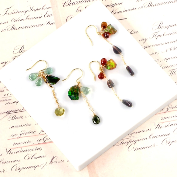 妖艶なブラックオパール」ブラックオパールxマディランシトリンピアス