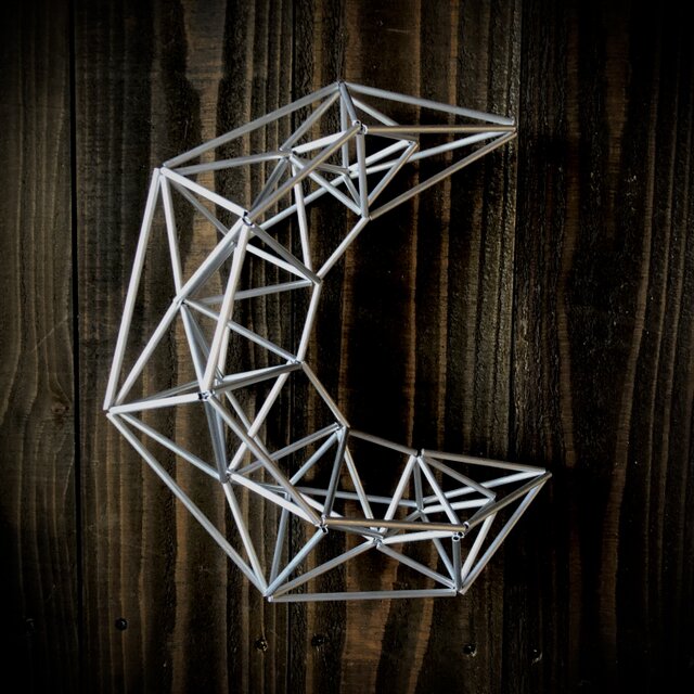 ヒンメリ「三日月」小サイズ星型　野外使用可なアルミ製　幾何学オブジェ　シルバー　クリスマスオーナメント