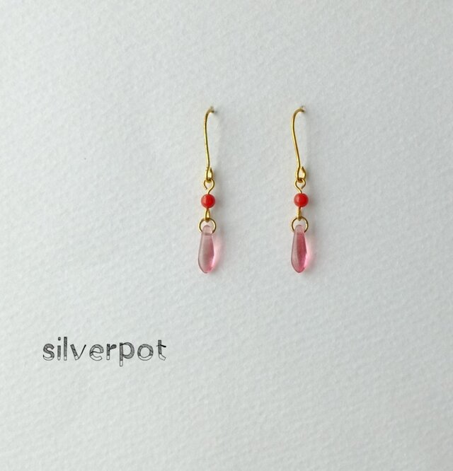 【SALE】ピンクと赤サンゴのダガーピアス（パーツ変更可能）