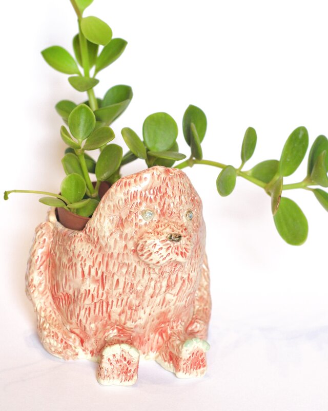 いちごのイエティ 植木鉢ポット | iichi 日々の暮らしを心地よくする