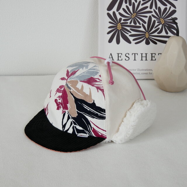 ベビー＆キッズ帽子　植物柄とデニムのもこもこトラッパー