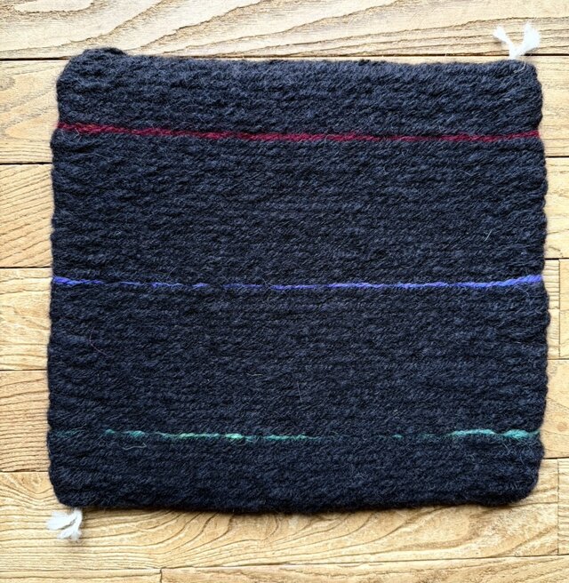 ウール手紡ぎ・手織り　チェアマット　トワイニング技法で　no8