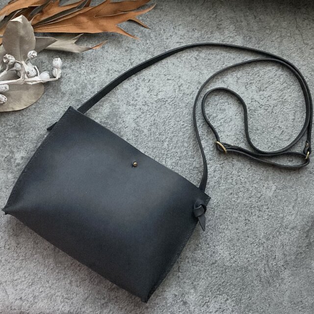 スマホポシェット  ˗ˏˋ gusset ˎˊ˗  NERO 〖受注制作〗