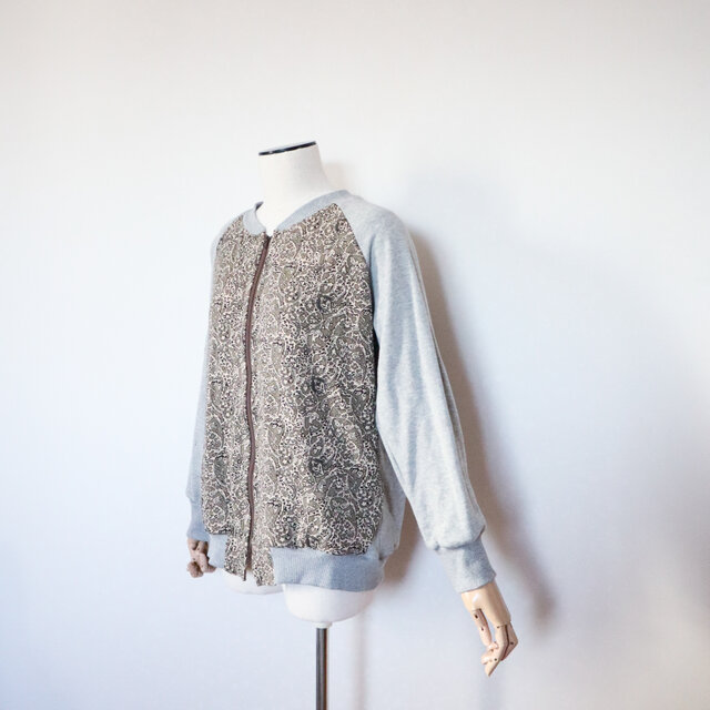 リバティ　ラゴスローレルのコットンループバックブルゾン