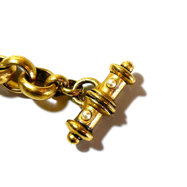 LOEWE」 Anagram Heart Charm Toggle Clasp Vintage Necklace