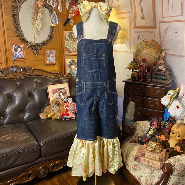 メルカリで購入おたま✂︎リメイク&ハンドメイドさまの作品大人可愛いデニムジャンスカ 着物 デニム オールインワン ジャンパースカート 和洋折衷 コラージュ