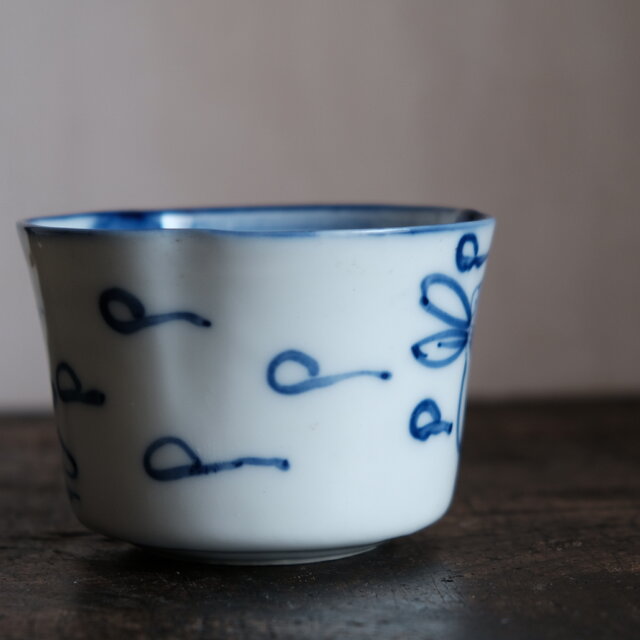 瀬戸焼 七宝茶碗 明治 共箱付 在銘 煎茶道具 磁胎七宝 花蜻蛉図盃 染付 茶碗 七宝茶碗 明治 共箱付 在銘 煎茶道具 磁胎七宝 花蜻蛉