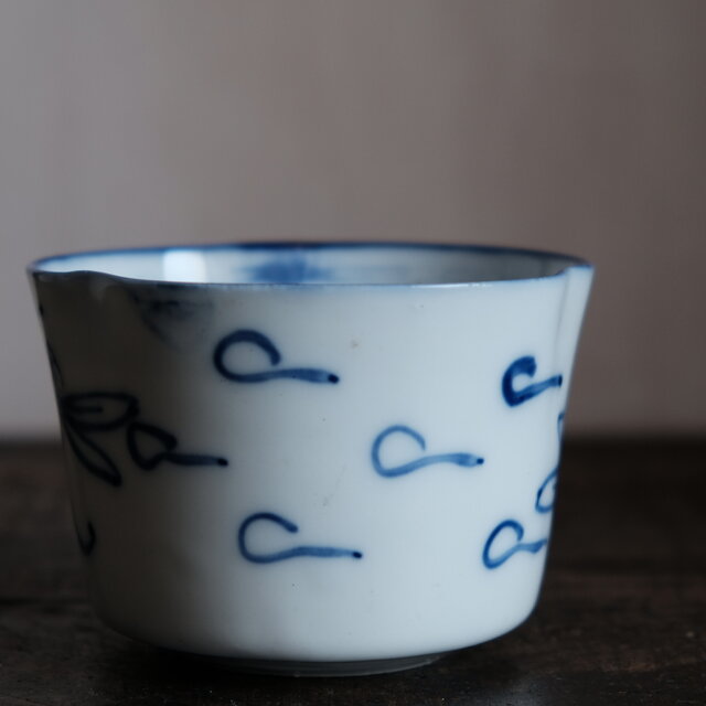 蜻蛉が可愛い◇瀬戸焼 蜻蛉文染付小鉢 向付 骨董・antiques 古道具