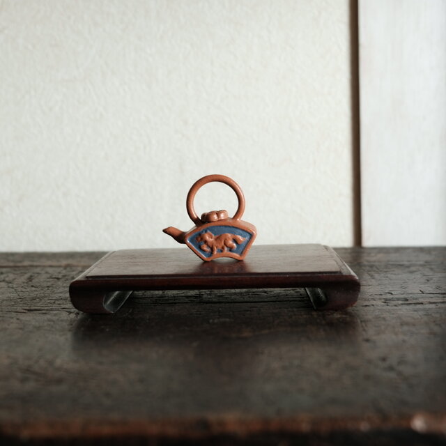 小ぶりで可愛い◆中国産　小ぶり陶器製ミニチュア急須　インテリアオブジェ　動物　古民家　古道具　可愛い　i10