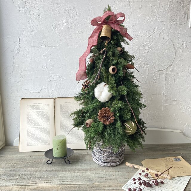 森のクリスマスツリー〜シックなベルを下げて〜