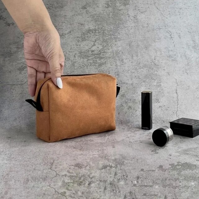 ミニポーチ｜上品スエード調×オレンジカラー／自立する小さめポーチ／化粧ポーチ・小物入れ・プレゼントにもおすすめ