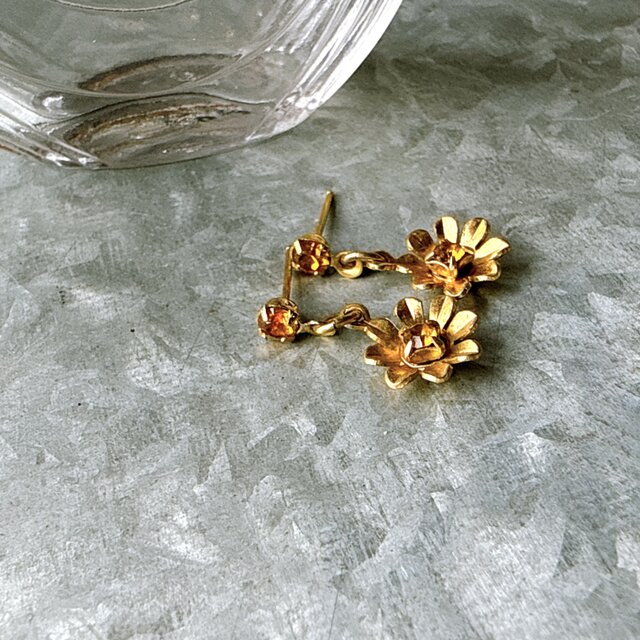 ◇Antigona Paris ブローチ ビンテージ ゴールドカラー ◇Antigona Paris ブローチ ビンテージ ゴールドカラー