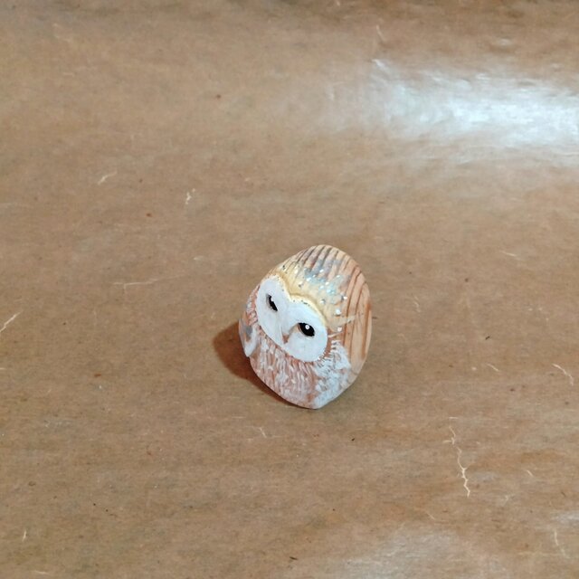 彩色木彫刻置物 フクロウ小◇ヤクスギ③ | iichi 日々の暮らしを