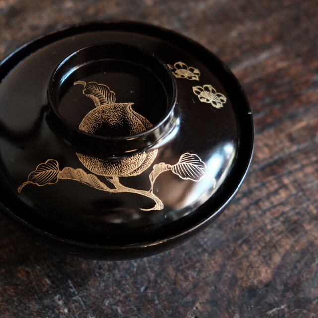 桃と花◇古輪島塗 漆芸黒塗沈金蓋付碗 漆器 骨董・antiques 古民家