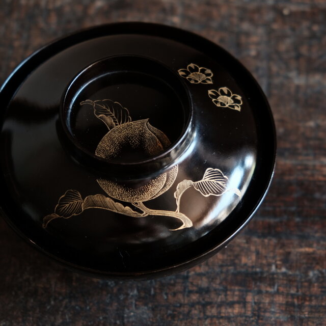 桃と花◇古輪島塗 漆芸黒塗沈金蓋付碗 漆器 骨董・antiques 古民家