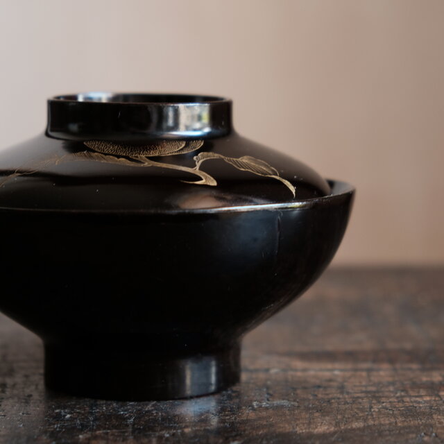 桃と花◇古輪島塗 漆芸黒塗沈金蓋付碗 漆器 骨董・antiques 古民家
