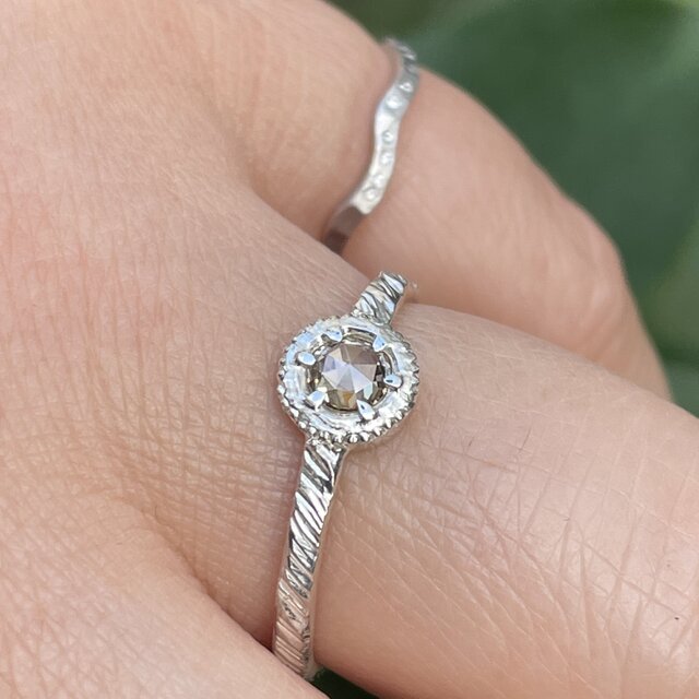 ブラウンダイヤモンド 0.21ct ローズカット medallion シルバー