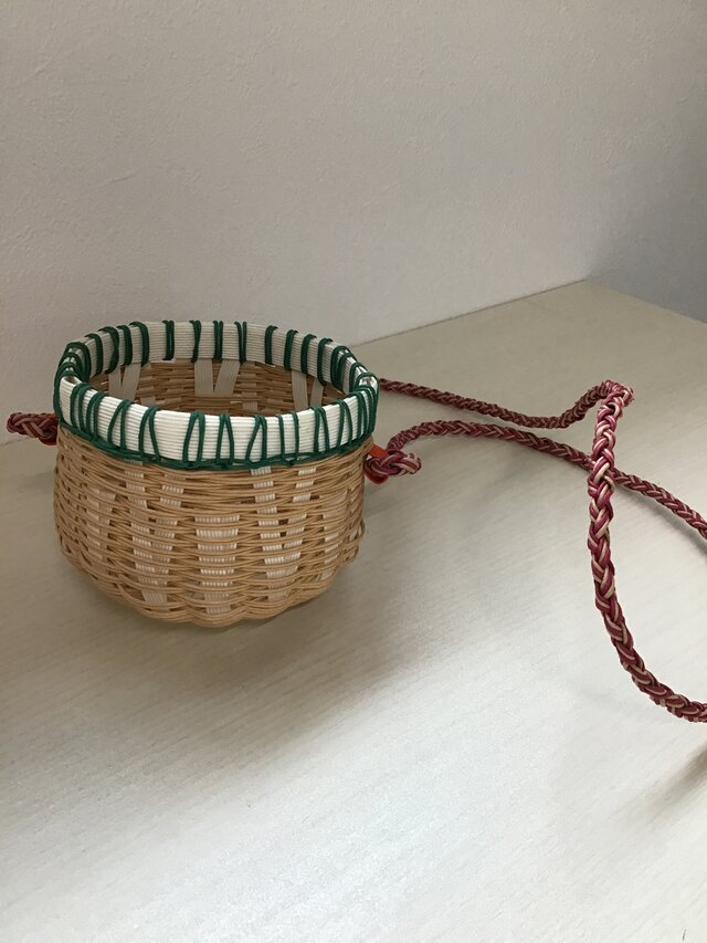 ミニかご　斜めがけ用ヒモ付き