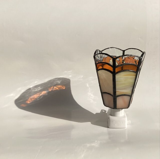 足元ランプ六面（黄） | iichi 日々の暮らしを心地よくする