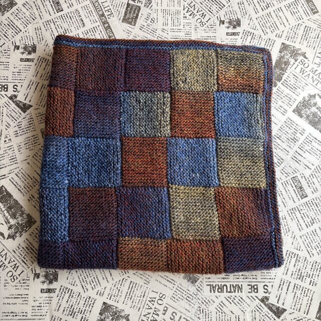 ガーター編みのブランケット おくるみ 膝掛け 手編み MONA | iichi