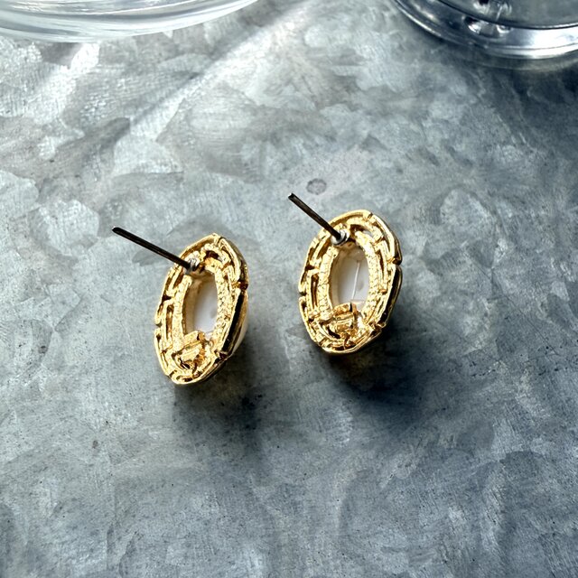 t*p様 古いアクセサリー　まとめ　ヴィンテージ他 P729-ヴィンテージピアス U.S.A. 1980's Gold Tone Openwork