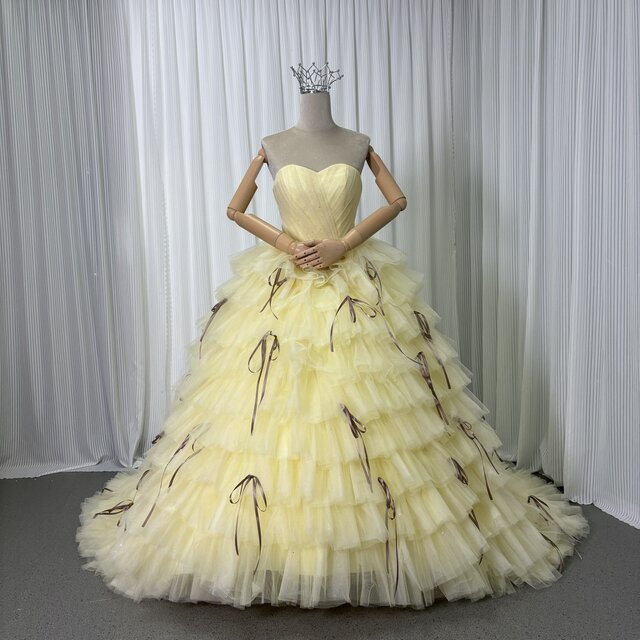 カラードレス パステルイエロー ベアトップ 柔らかく重ねたチュールスカート リボン キラキラチュール 前撮り