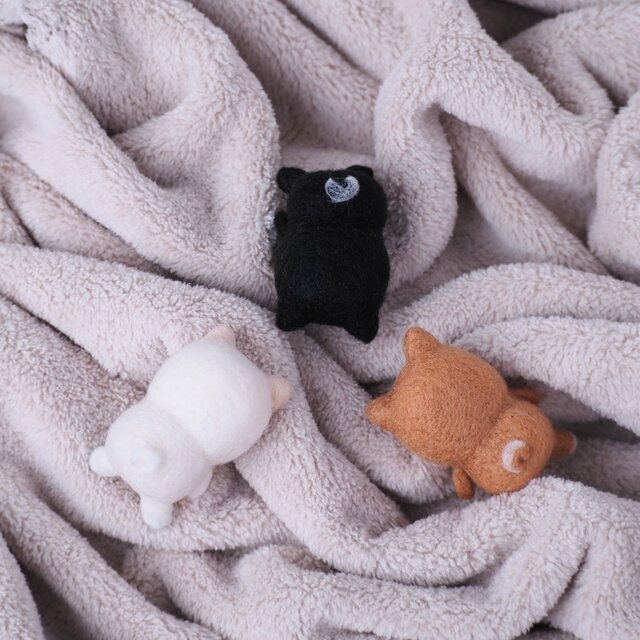 受注制作】 ぬいぐるみ風のまゆ柴犬(赤柴・黒柴・白柴) 羊毛フェルト