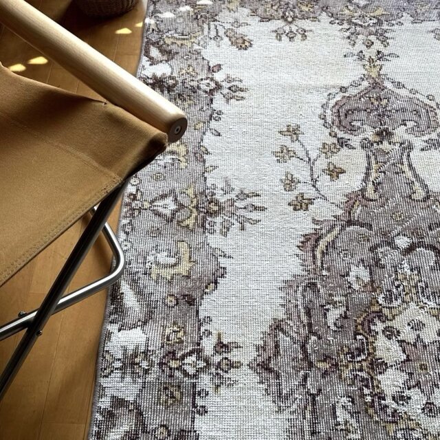 115×221グレージュ　アンティークカラー　メダリオン　トルコヴィンテージラグ 115×221グレージュ アンティークカラー メダリオン トルコヴィンテージ