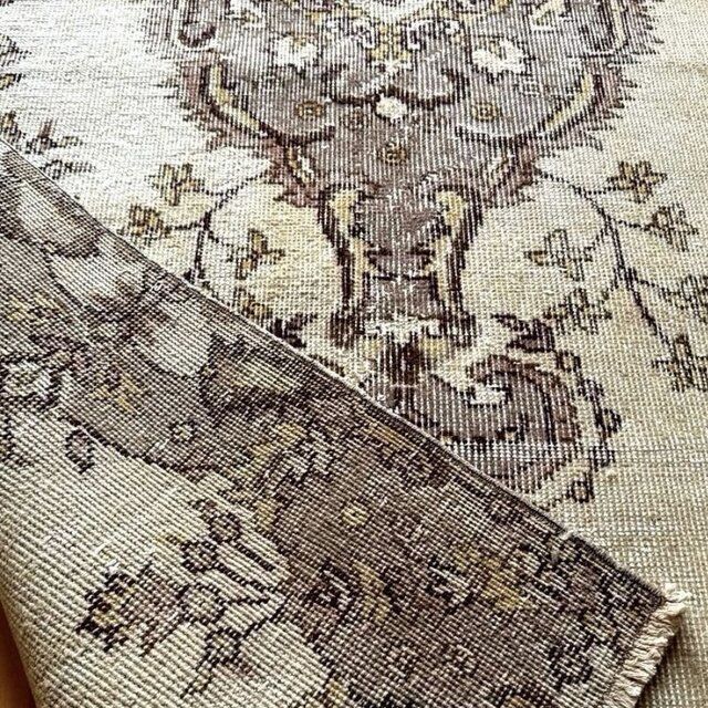 115×221グレージュ　アンティークカラー　メダリオン　トルコヴィンテージラグ 115×221グレージュ アンティークカラー メダリオン トルコヴィンテージラグ