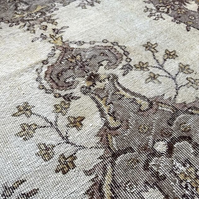 115×221グレージュ　アンティークカラー　メダリオン　トルコヴィンテージラグ 115×221グレージュ アンティークカラー メダリオン トルコヴィンテージ