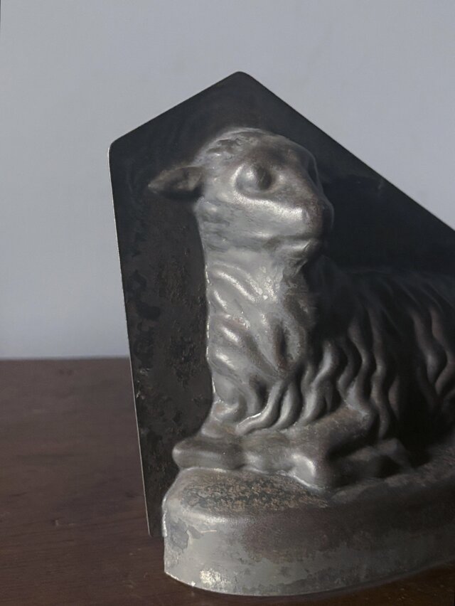 アニョーパスカル　菓子型　羊　チョコレート型　アンティーク　フランス チョコレート モールド アニョーパスカル 羊 型 アンティーク 0202415