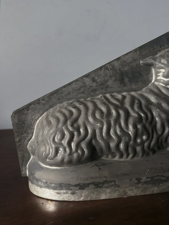 アニョーパスカル　菓子型　羊　チョコレート型　アンティーク　フランス アニョーパスカル 菓子型 羊 チョコレート型 アンティーク フランス