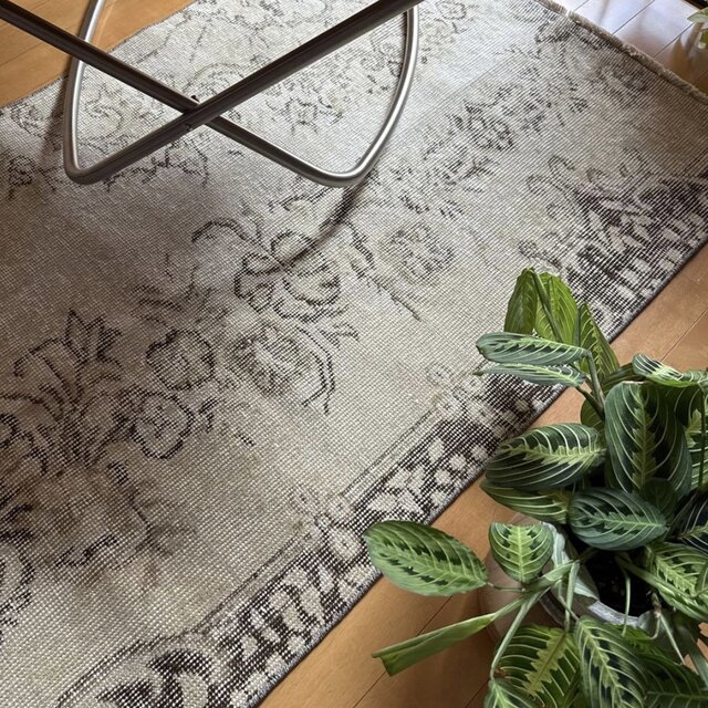 83.5×143ナチュラルボタニカル　淡ベージュブラウン　トルコヴィンテージラグ 83.5×143ナチュラルボタニカル 淡ベージュブラウン トルコ