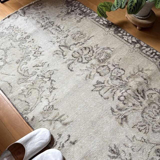 83.5×143ナチュラルボタニカル 淡ベージュブラウン トルコ