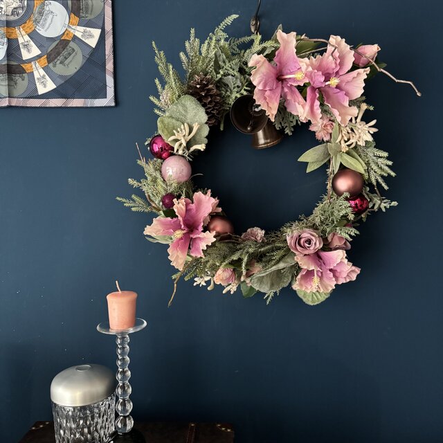 迫力のφ50cm 個性満点！ハイビスカスのクリスマスリース*モーヴ
