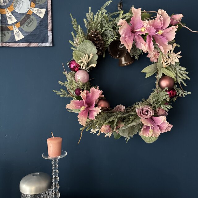 迫力のφ50cm 個性満点！ハイビスカスのクリスマスリース*モーヴ