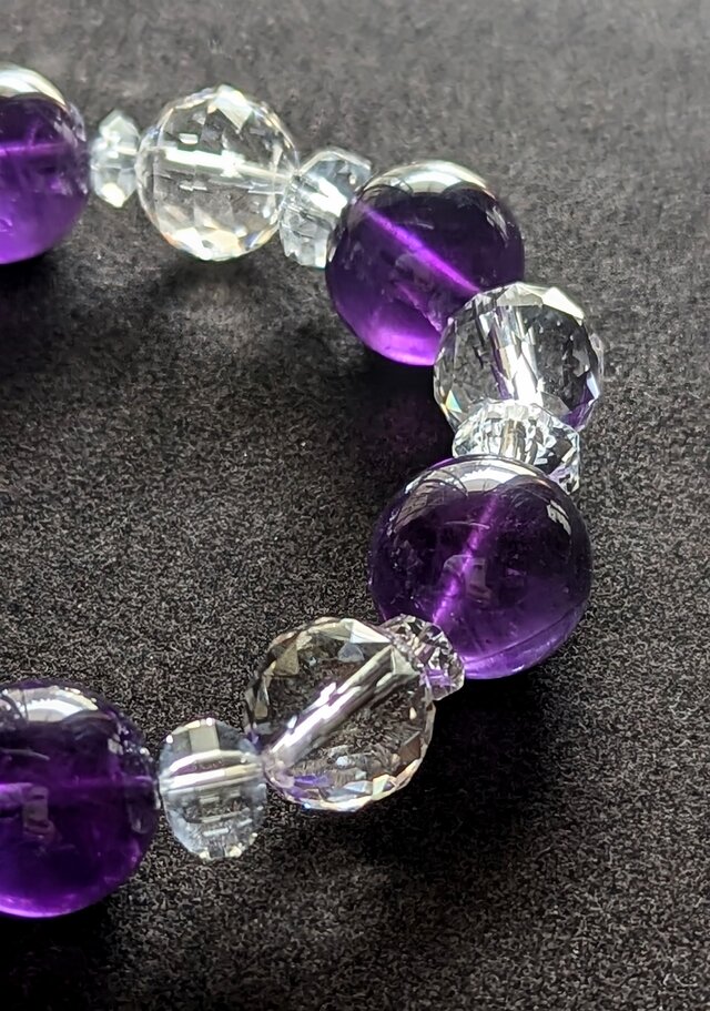 ウルグアイ産アメジスト（非加熱）&クリアクォーツのブレスレット