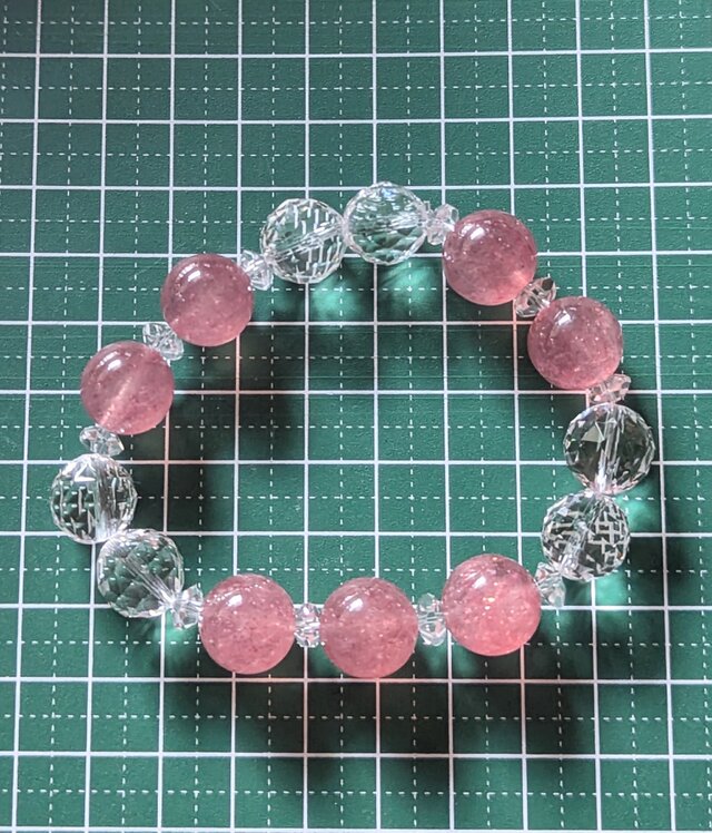 モスコバイトインクオーツ&クリアクォーツのブレスレット✨心を護り
