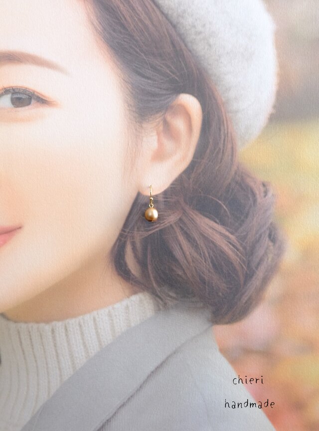 【SALE】c303-G23【ベージュ】8mmチェコパール ひとつぶ ピアス(パーツ変更可能)