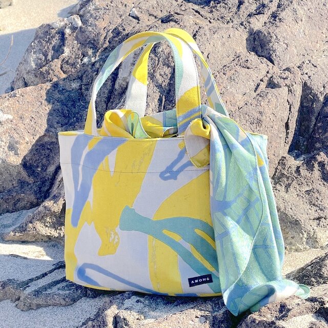 トート (S)「バナナ」木陰_果実