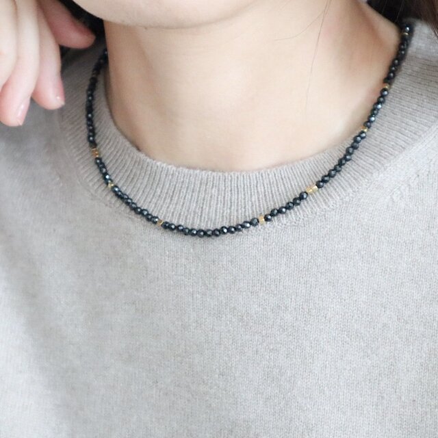 ブラックスピネル×ヘマタイト 天然石小粒ネックレス