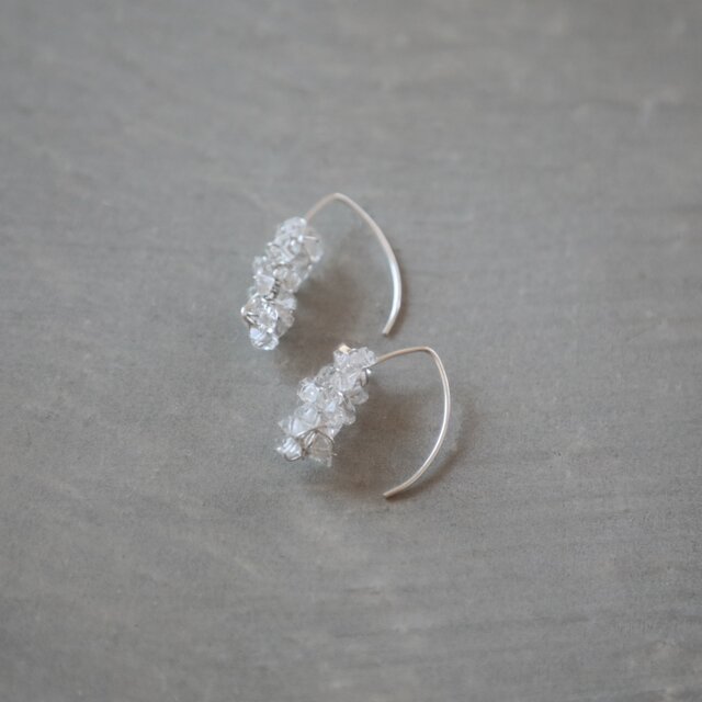 フックピアス ダイヤモンドクオーツ | iichi 日々の暮らしを