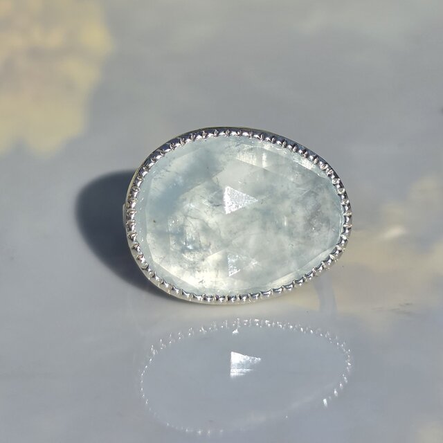 アクアマリン　ローズカット8.9ct　ミル打ち留め　シルバーSV925リング