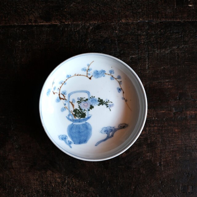 花籠に梅◆可憐な雰囲気。伊万里　花籠文色絵中皿　雷文繋ぎ　中国美術　骨董/antiques 明治〜大正期