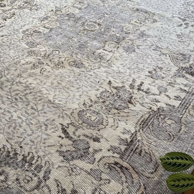美品　超大判167×257 グレイ×クリーム　ボタニカル　トルコヴィンテージラグ 美品 超大判167×257 グレイ×クリーム ボタニカル トルコヴィンテージ