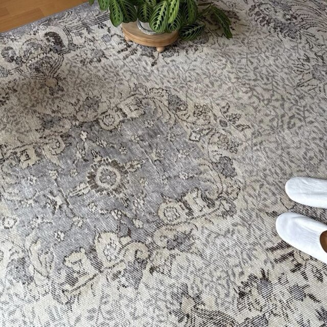 美品　超大判167×257 グレイ×クリーム　ボタニカル　トルコヴィンテージラグ 美品 超大判167×257 グレイ×クリーム ボタニカル トルコヴィンテージ