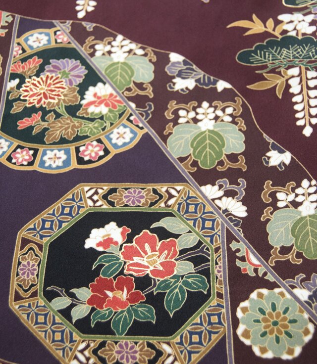 留袖ドレス 松と藤に絵皿文様＊キュプラペチコート付き 吉祥堂 | iichi